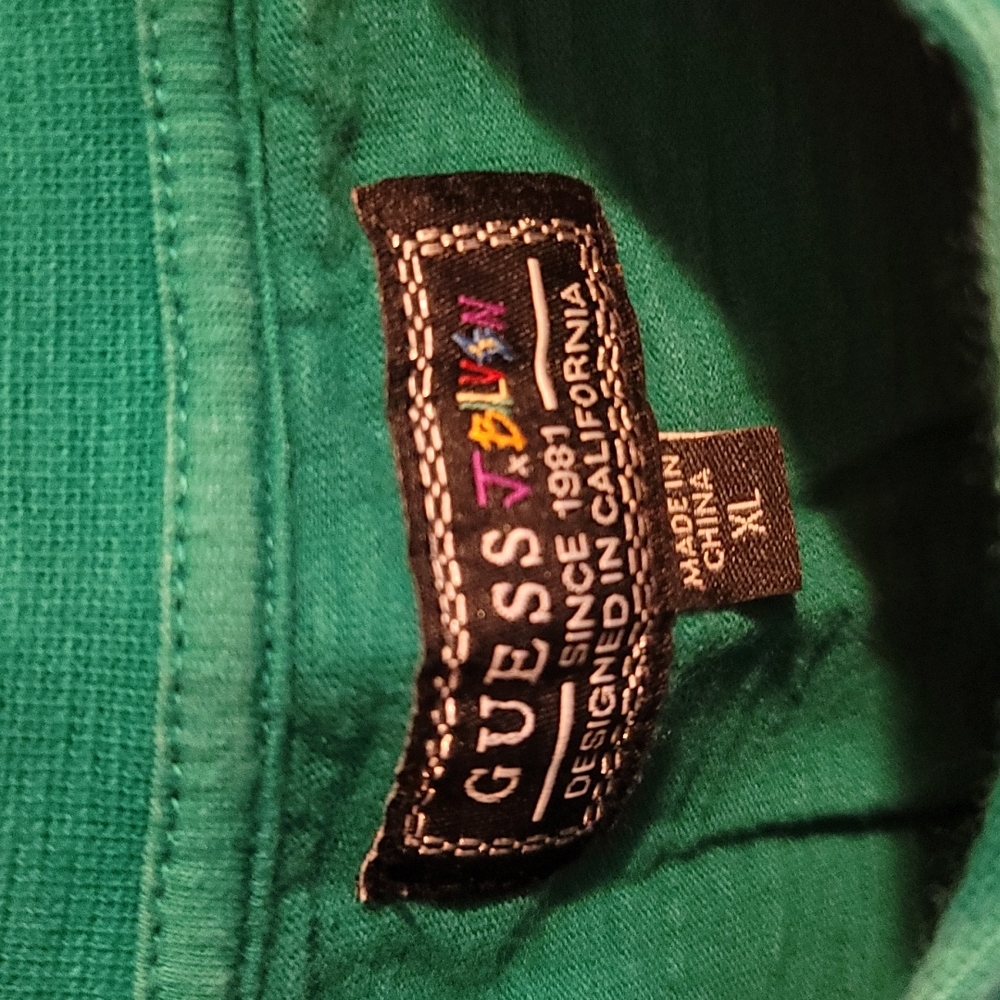 Guess - Picture 2 of 2